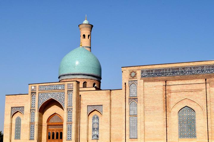 50 Shades of Blue: A Journey Through Uzbekistan